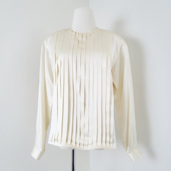 80s Christian Dior 100Silk Pleated Blouse Puff Lantern Sleeve Soft Silky - Picture 13 of 16